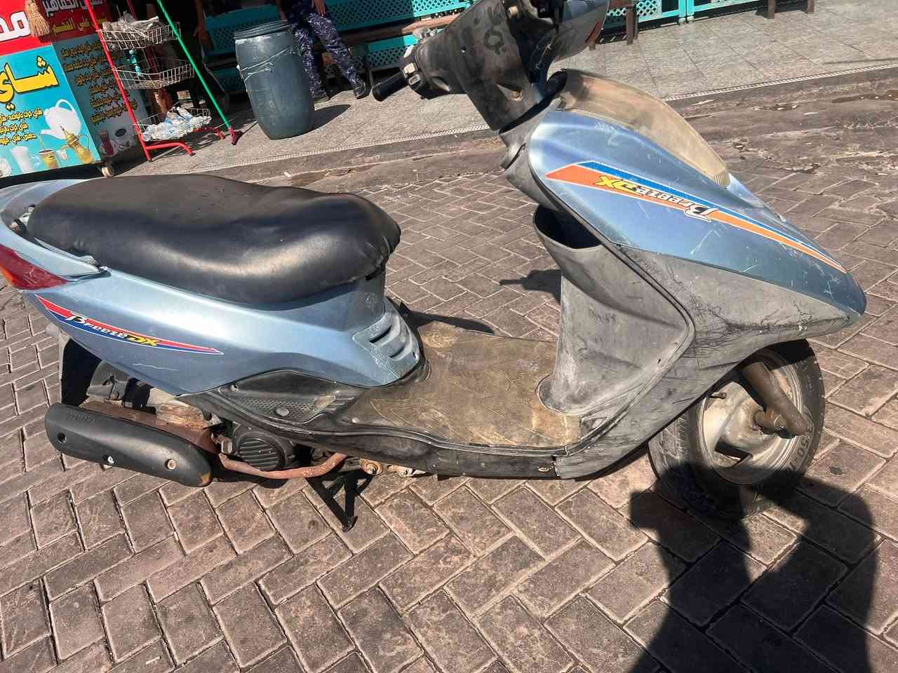 دراجه ابريز دراجه كامله نقص بس باتري هندر فقط يعني شد بارتي تشتغل مكان حي اور سعر 450 وبيه مجال ***********
