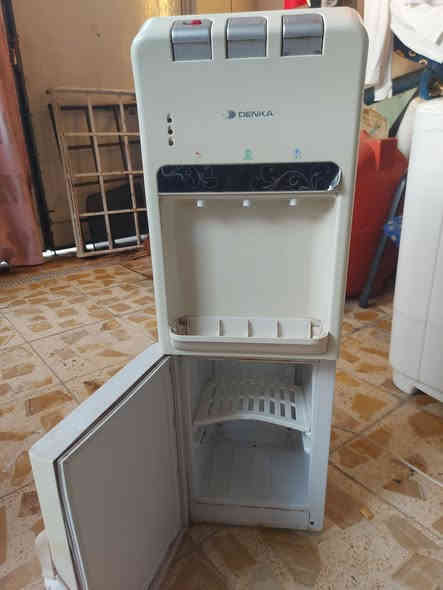 برادات للبيع كلمن وسعره الاستفسار الاتصال بي واتساب 
***********
