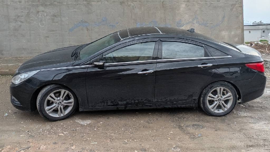 سوناتا 2011 خليجي
مكينة دوش مرغوب
كير و مكينة بشرط
......
مواصفات خليجي
بانوراما
داخلي اصفر
حساس
مراية شفت
.......
فقط بيها بنيد كلير 
عليها غرامة ثلاث اوراق تنزل من سعر
سعر 103 و مجال 
رقم الواتساب
0750 469 8077
*********** سميل, دهوك
