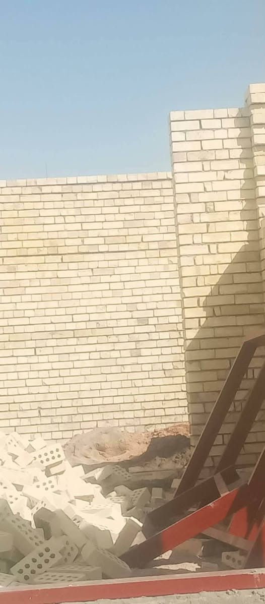 خلفه بناء درجه اولى شغل نظيف وهندسي وأسعار مناسبه 
وهذه رقمي ***********
