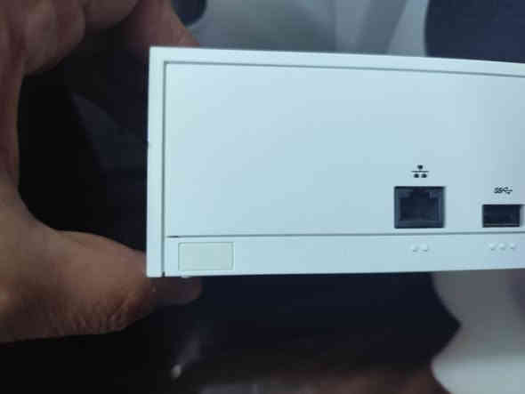 سلام عليكم شباب 
جهاز اكس بوكس اس سيريس للبيع انتاج 2022
 حيل نضيف ومرتب كامل الملحقات الاصليه كيبل
 كهرباء كيبلhd  وي الجهاز يدات اثنين يدته  الاصليه 
مع جويستك ثاني كيم سير ام الواير 3م كير مغناطيسي
جهاز حيل نظيف ولا شخط بيه 
هارد الجهاز 512ssd 
لامفتوح ولا مصلح ولامبند  ومصور لكاته على وضع الشركه  وتصفح اون لاين مثبت بالمنشور يعني جهاز مامبند  واليده مابيه اي عطل ولادرفت كلش نضيفه
والملحقات نظاف كلش يدتين اون لاين مع 
كارتونه موجوده 
جهاز مليان اللعاب منزلات وجاهزات اخر تحديث والجهاز اخر تحديث كبل شد واللعب 
جهاز كله على وضع الشركه جهاز ابد مامتعوب باللعب والتصفح طلقه 
بي حساب مشترك 
بيه كومه اللعاب امنزلات الك كبل شد واللعب
بيه كرة قدم  تعليق عربي 
بيس 26 بيه حساب كرة قدم بيس 26كلش قوي مليان لواعيب اقوياء روح نافس بيه اون لاين 
مكاني بالحله 
سعره ب330

***********
