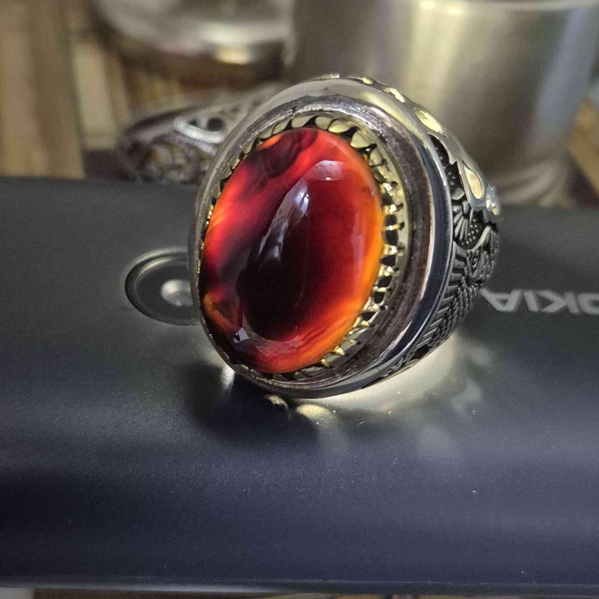 بفضله تعالى وحده ... لا زلنا الأوائل في العقيق اليماني الأصيل 

العقيق اليمني الأسود ( الحر بلا معالجة & بلا حرارة )

فضة عيار عالي _ تاج نحاس نقي _ قياس 23 / 24

💳 كارت ضمان مختوم (أصالة المنشأ & غير معالج )
🚗 خدمة توصيل كل مناطق العراق
للإتصال و المراسلة : ***********

📍العنوان /  الكوفة _ شارع كوفة نجف الرئيسي _ مأكولات خوخة _ الشارع الفرع للمطعم
