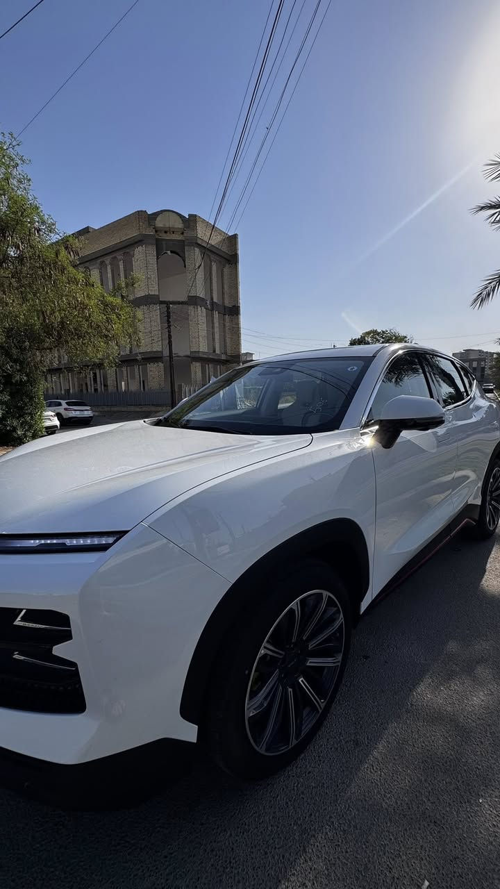 السلام عليكم جيتور داشينك الفول موصفات ١.٦تيربو ماشيه ١٢ الف  ٢٦ مليون قفلها بغداد ***********
