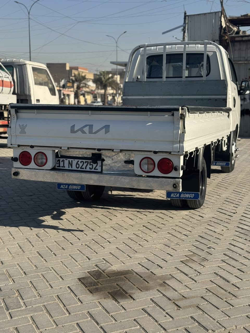 السلام عليكم
كيا فحل 
موديل 2022
مكينة 4000
رقم بغداد انكليزي تحويل ثاني يوم
مكفولة مكينة وكير اكسل شواصي 
دوشمة جديدة 
تبريد ثلج❄️
مكفولة كفالة عامة 
السيارة جاهزة بدون اي نقص 
السعر 176 وبيها مجال للشراي 
رقمي ***********
مكاني بغداد
