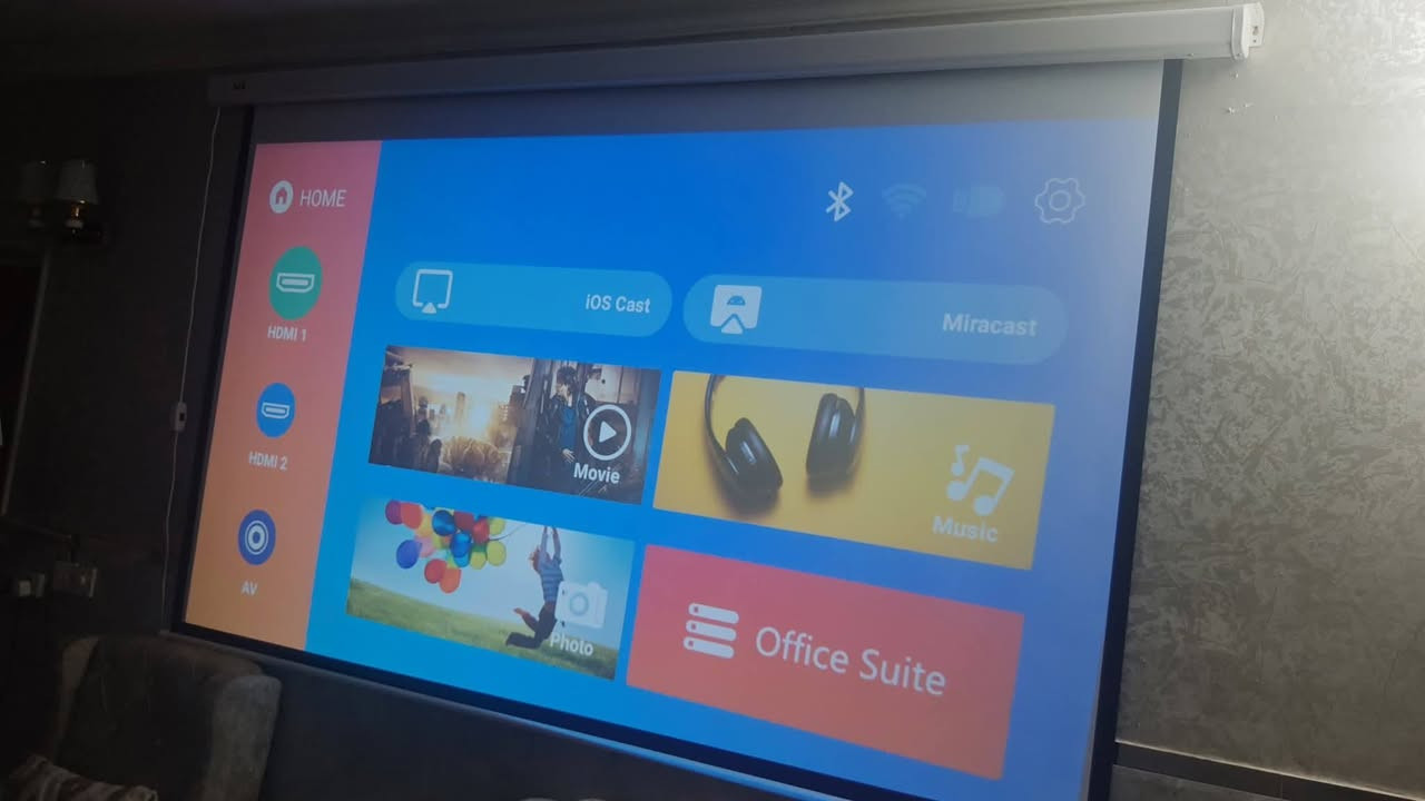 داتا شو موديل wimius k1 جديد غير مستخدم ansi 1200   دقه ممتازه يعمل انعكاس على جميع الموبايلات منافذ hd صوت محيطي واضح
دقه عاليه يدعم 4k
للحجز والاستفسار واتس اب
***********
