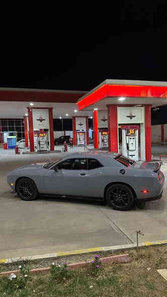 جالنجر GT فول وبلاك توب 2021 AWD
محرك 3600 
اللون : سموك 
مواصفات

كشنات كنتاره
شاشه جبيره
تدفئه ستيرن
عليها اكزوز من الطول للطول ستيل من امريكا
كامره وحساسات خلفيه
وعليها شويه كماليات

ضررها جاملغ امامي فقط صبغ مكفوله من الشواصي والايرباك ولشخوطات
ماشيه 35 الف ميل
سعرها 235 وبيها مجال
***********
