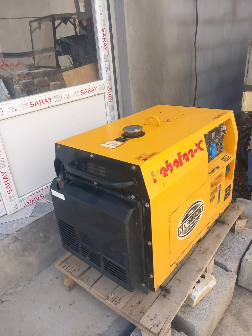 مولد كاز كاتم 25 امبير مولدا جاهز نكرا سلف شرط فحص اخو الجديد مكان  ,ديالي بعقوبه دور الزراعه 
 اتصال ***********
