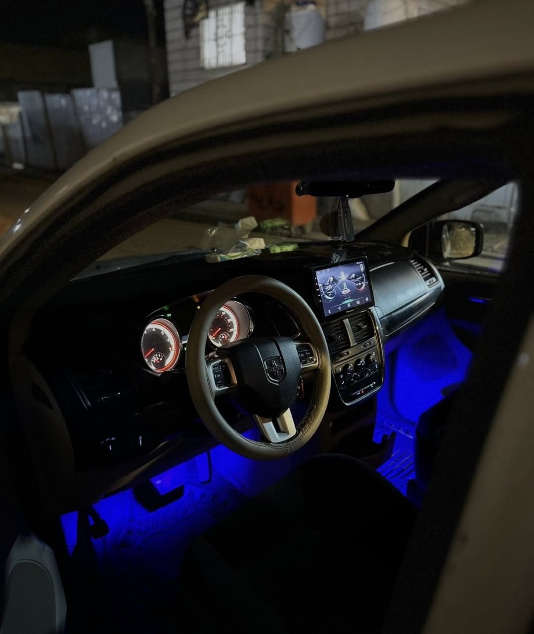 للبيع مديل 16 مصبوغة حزام تواصل ***********
سعرها 150 ورقة وبيه مجال مكاني كربلاء المقدسة
صور الحادث موجوده جوه بلصور سياره كاملة علا اخر حباية 
تواصل علا الرقم او واتساب فقط
