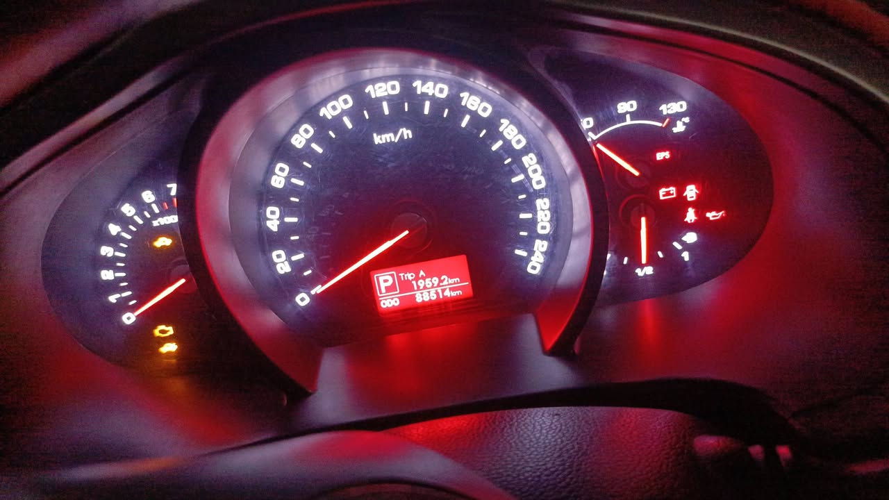 السلام عليكم
سبورتج خليجي موديل 2014
مكفولة من الصبغ والبارد
و كما موضح بالسونار  جديد يوم امس
رقم سليمانية الجديد باسمي
ماشيه 88 حقيقي
شرط السبير مامشدود
السعر 158 وبيه مجال للطيبين
***********
