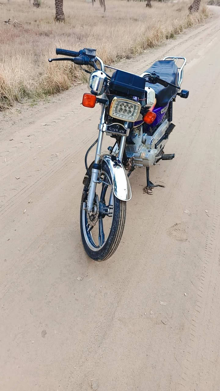 ماشاءالله +اسلام عليكم دراجه سولينك موديل2022 ادراجه مامفتوح + امبي ثري وياها ال دراجه نضيفه وخير من الله احلا من صور سعرها ٦٥٠ (((وبيها مجال قليللل)))متواجد   اتصال واتساب فقط *********** مكان بابل المسيب
