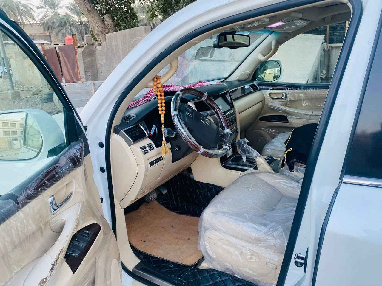 الكزز موديل 12مكفوله من صبغ بس بيها مكانات بارد كلش بصيط رقم ربيل بسمي تريد تحويل تريد وكاله سياره حلوه مانقصها شي سنويه ال 28السعر 390بيها مجال البصرة, العراق


**إذا كنت صاحب هذا الإعلان وتريد حذفه لأي سبب، رجاءا أرسل رسالة إلى الدعم الفني**