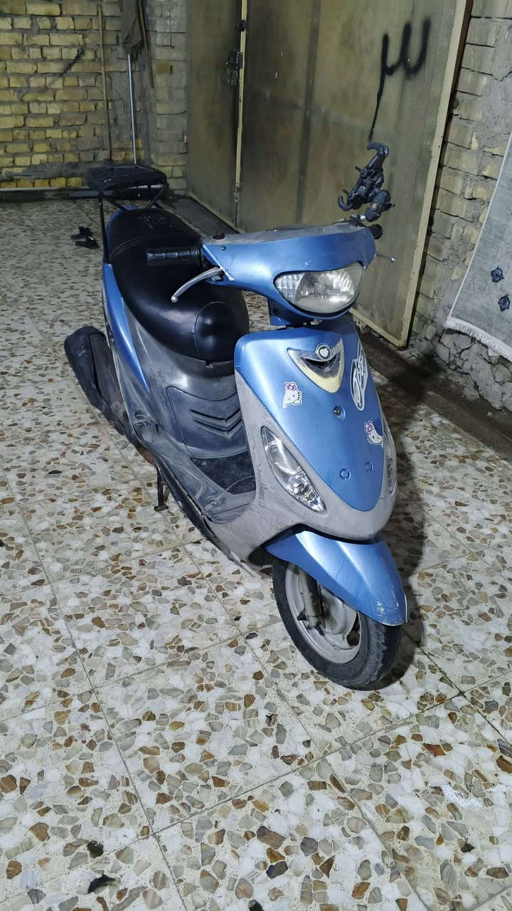 سلام عليكم دراجة ماكس للبيع شغاله كلها اي نقص مابيهة السعر 350 وبيهة مجال بغداد شارع الصحه ***********
