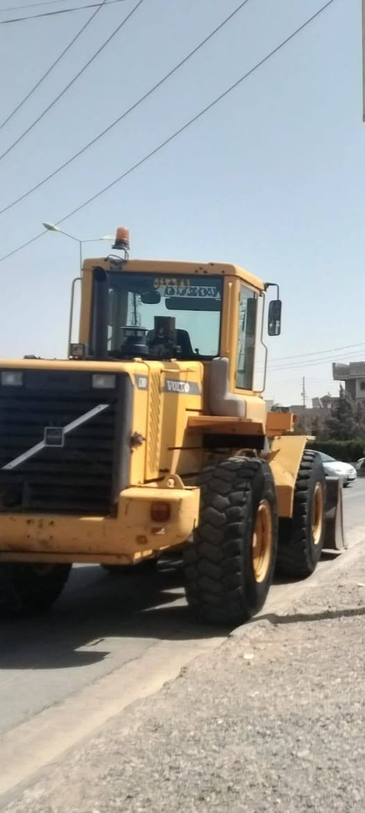 شفل فالفو L70D 
مودیل 2001
رقم و سنویی جدید باسمی 
مکان اربیل 
رقم موبایل
***********
***********
