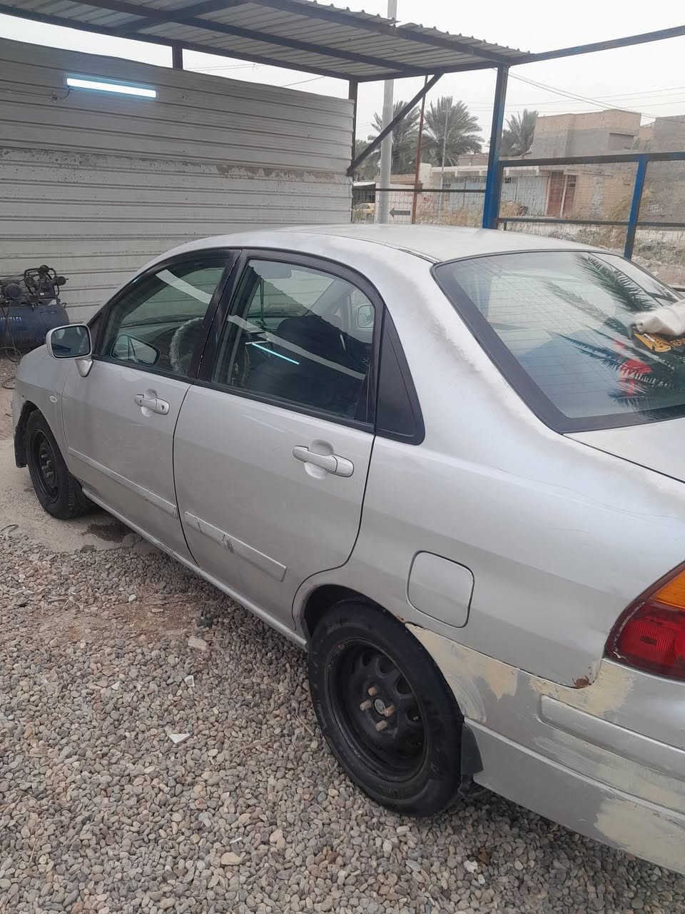 سلام عليكم 
سياره سازوكي ليان 
موديل ٢٠٠٥ 
سياره حلوه وخير من الله التبريد ويه السويج كير ومكينه مكفولات حداديه حلوه ٧٥بلميه 
للبيع ٣٥ ورقه وبيه مجال لشراي مكاني كربلاء ومداوه ثاني يوم ***********
