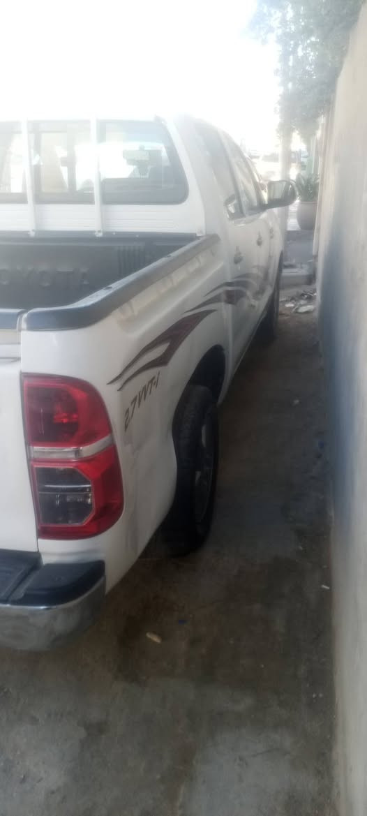 السلام عليكم للبيع هايلوكس 2014 كويتي 
شاصي 19 سياره حلوه 
مكان بغداد الشعب 
السعر 195 
وبيه مجال 
بيع فقط


**إذا كنت صاحب هذا الإعلان وتريد حذفه لأي سبب، رجاءا أرسل رسالة إلى الدعم الفني**