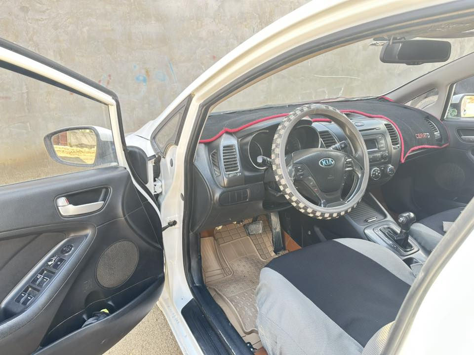 السلام عليكم
كيا سيراتو 2014 دوليه محرك 1600 
السعر 132وبيه مجال العنوان واسط 
***********
