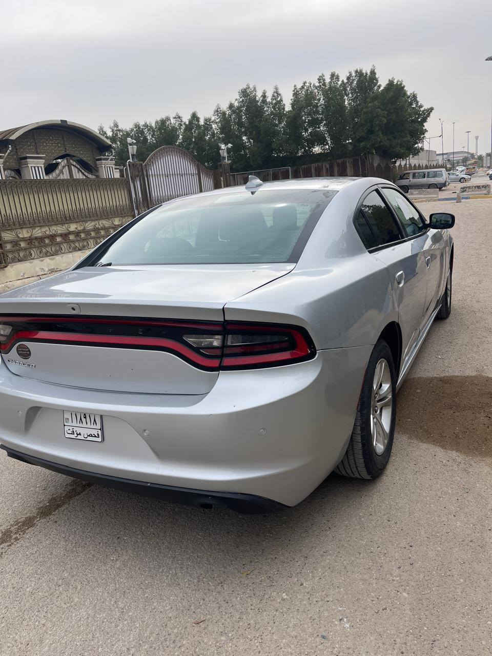 السلام عليكم
للبيع فقط 
بدون رقم 
دوج جارجر موديل 2023 sxt اخر اصدار دخول جديد محرك 6 سلندر 3600 ماشيه 20 الف ميل باميركا وحاليا  بجم كبس مكمرك وكامل منفيس باسمي تحويل ثاني يوم جاهزة تصليح درجة اولى الحادث كما موضح بالصور للاستفسار الاتصال على الرقم التالي السعر 220 وبيها مجال بسيط للشراي 
***********
