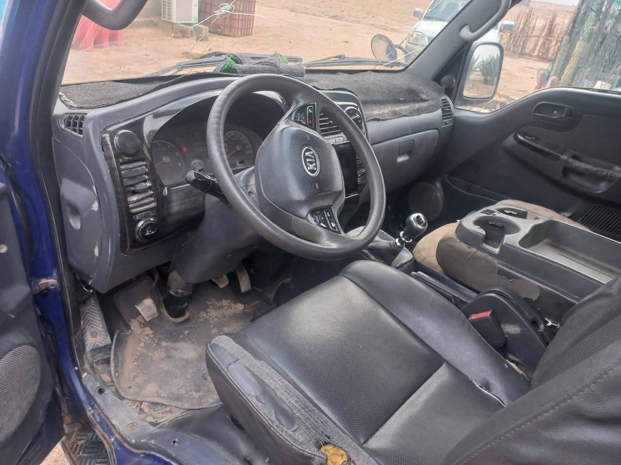 إسلام عليكم  كيه مسكر مديل 2013 اللبيع او مراوس حسب القناعة سياره نضيفه حداديه تخم تاير توه شاده مكينه مسكر 7 قبل شهرين شاده اترايك ٢٠٠ مكينه وكير جديدات. 
رقم مثنى تحويل ثاني يوم سنويه صار اله شهرين منتهيه. 
مكانه بصره سفان. شراي. يتصل *********** موجود وتساب.
مكلف بنشر.
سعره 83
