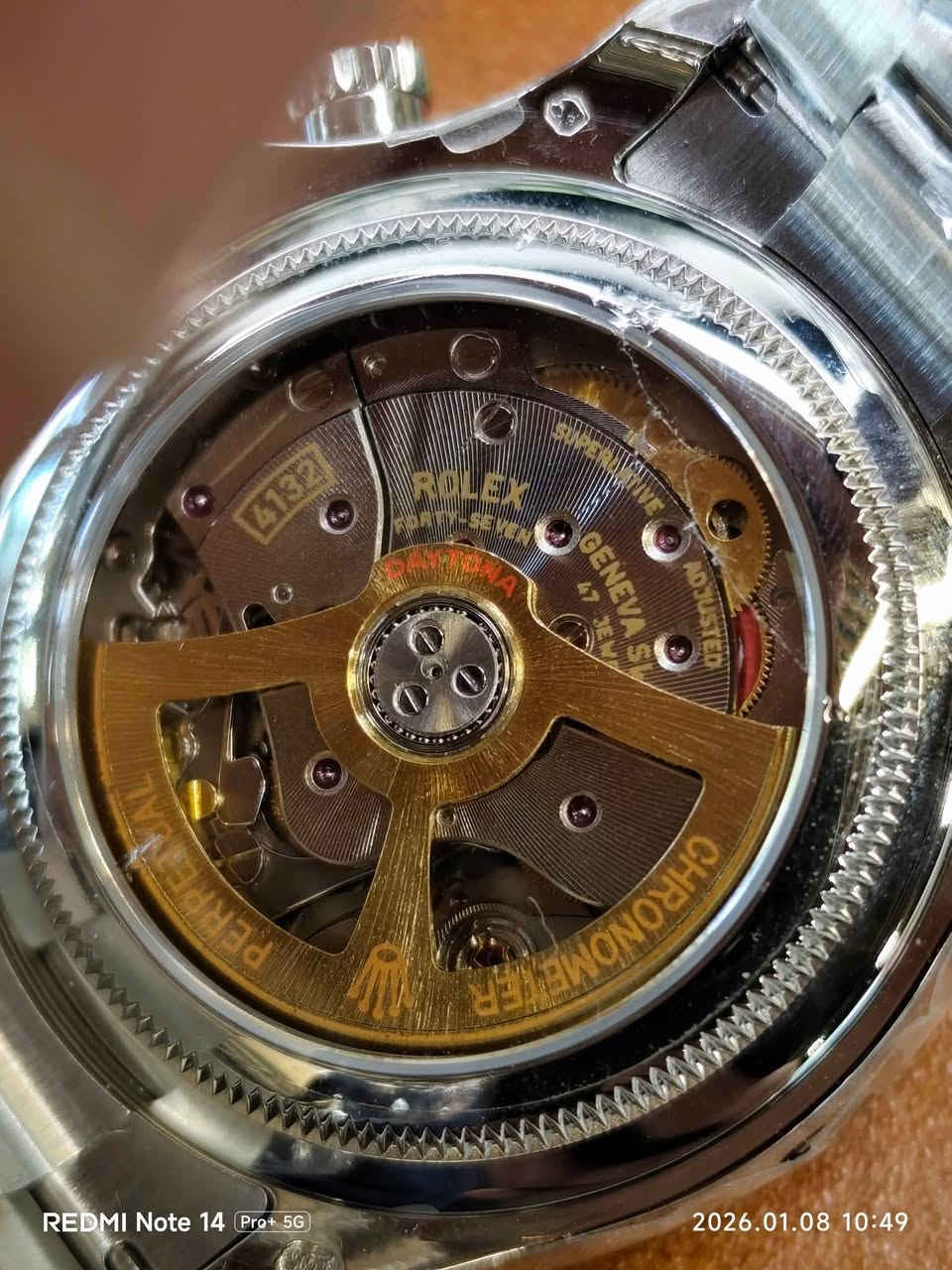 بسم اللە ماشاءاللە
ساعة(رولیکس) دیتونا 4132 اوتوماتیك و کرنوکراف 
ماکینة 47حجر 
قفل بحري
دكمة سنتر قفل بحري
سناتر شغال كامل
كامل استیل
مامستعمل
قطر 45ملم 
السلیمانیة/یوجد التوصیل/توصیل فقط داخل العراق
