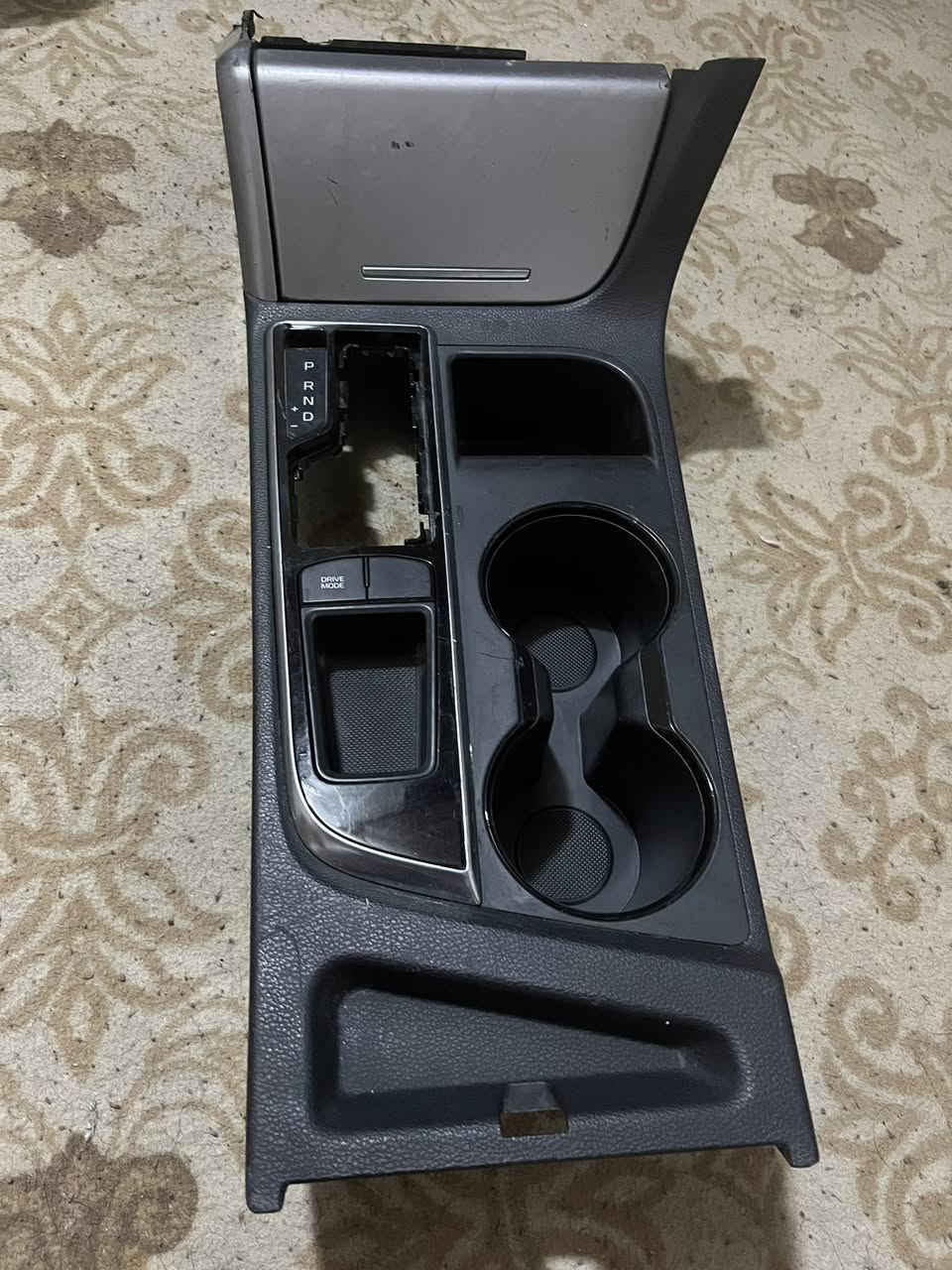 ٦٠ الف سعرهن مال حاويه *********** ويوجد توصيل
