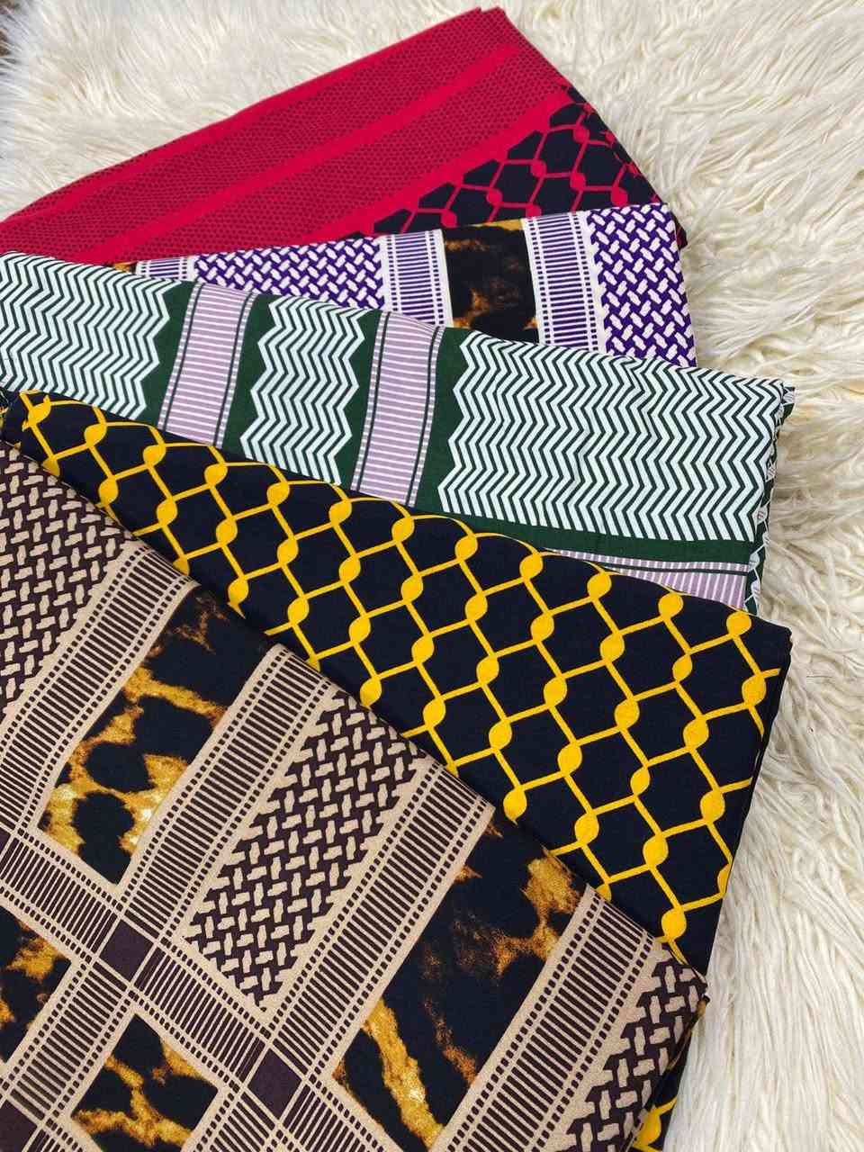 رمضان مبارك عليكم شوفو الجمال والاناقه والدلال تشكيله منوعه كشمير ايطالي قطني ورمضاني قطني يجنننن جمله ومفرد يوجد لدينا خدمة توصيل لكل محافظات العراق خلال ٢٤ساعه فقط للاستفسار واتساب ***********
