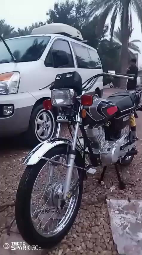 سلام عليكم
دراجه نامه امتياز 
مكفول كفاله عامه 
محرك ما مفتوح ابد 
اوراق سكنر 
مكاني بابل الحمزة الغربي 
السعر 575وبيها مجال للشراي 
الرقم ***********
