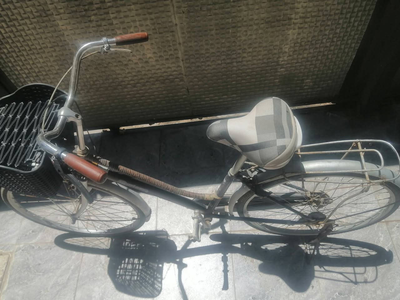 للبيع ٦٥ وبي مجال للتواصل خاص


**إذا كنت صاحب هذا الإعلان وتريد حذفه لأي سبب، رجاءا أرسل رسالة إلى الدعم الفني**