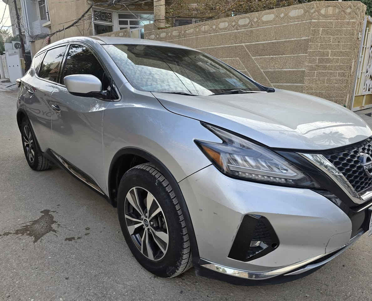 السلام عليكم 
للبيع نيسان مورونو ٢٠٢٣ صبغ جاملغ امامي  فقط حادث بسيط جدا 
موصفات عادية
شاشة كبيرة كار بلي تبريد خلفي وامامي رادار جانبي تحديد مسار 
رقم اربيل شرط التحويل 
سيارة مظللة بكارت من المرور 
المحرك ٦ سلندر 
الگير والمحرك شرط الكفالة 
تخم تاير تبريد وتدفئة فول 
باتري جديد ما تحتاج صرف ابد كاملة مكملة 
السعر ١٧٥ $ 
للاستفسار  الاتصال عالرقم 
*********** 
واتساب او المراسلة على الماسنجر 
العنوان ديالى بعقوبة
