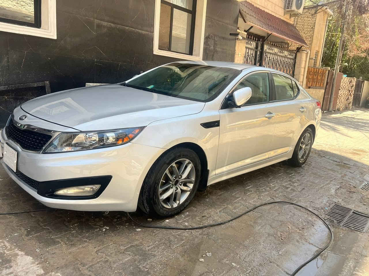 اوبتما رقم بغداد رصاصي للبيع ٢٠١٣ 

ماشيه ٦٤ الف ميل

المواصفات تحكمات سترين  اشاير بلمري الكشن بي مخده كهربائية والكاعيه جلد  والتاير السبير ويل ١٦ وياهه

السياره بيهه بارد بالجاملغ الامامي  والجاملغ الخلفي حار ومصبوغ. وبيهه بارد باببين 

السياره مسويلها. ادامه كامله من غرفه احتراق مبدلهه دبلات جديده موبز. راديتر جديد اصلي وكاله قايش محرك باتري ايسن ياباني اصلي جامات مازدات إماميه جديده اذاين محرك دهن كير فلاتر كلهن مبدلهم مال بانزين وشوته وتبريد ومسويلهه سيرفس كامل مابيهه اي نقص 
 
السعر 120بيهه مجال بسيط


**إذا كنت صاحب هذا الإعلان وتريد حذفه لأي سبب، رجاءا أرسل رسالة إلى الدعم الفني**