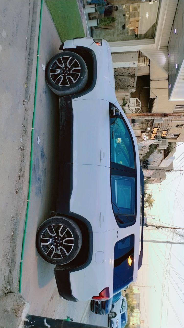 جمسي اكاديا 21 فول موصفات
محرك 4 /2000 تيربو
7  راكب
حادثها جاملغ وبنيد
السعر /  220
 للاتصال / ***********
