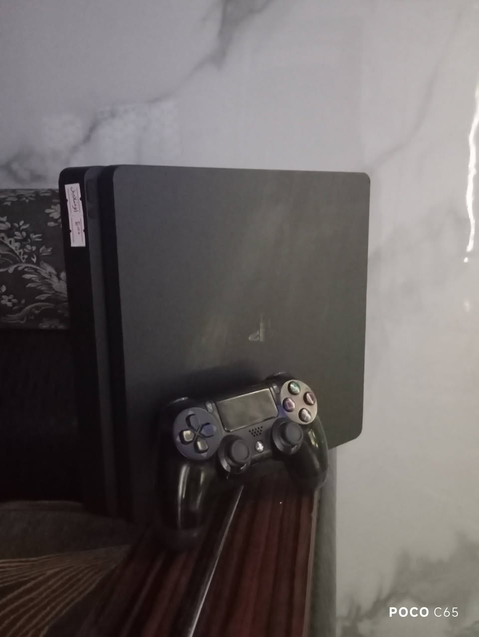 سلام عليكم
يلاستيشن 4 
اونلاين للبيع نضام 13.04
هارد 500
يتكون مع كامل ملحقاته يده اصليه كامل يصلح تجهيز كامل نضافه فول وشرط عنوان موصل دواسه يوجد توصيل لجميع أنحاء العراق الاستفسار تواصل *********** واتساب او فايبر فقط ماسنجر ما اجاوب
