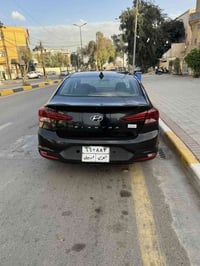 النترا 2019   وارد امريكي عداد المسافه 107  مكينة 2000 دوش  باقي مواصف...