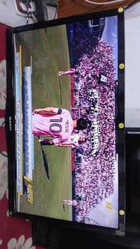 تلفزيون 32بوصة • سوني • ضمان شهر