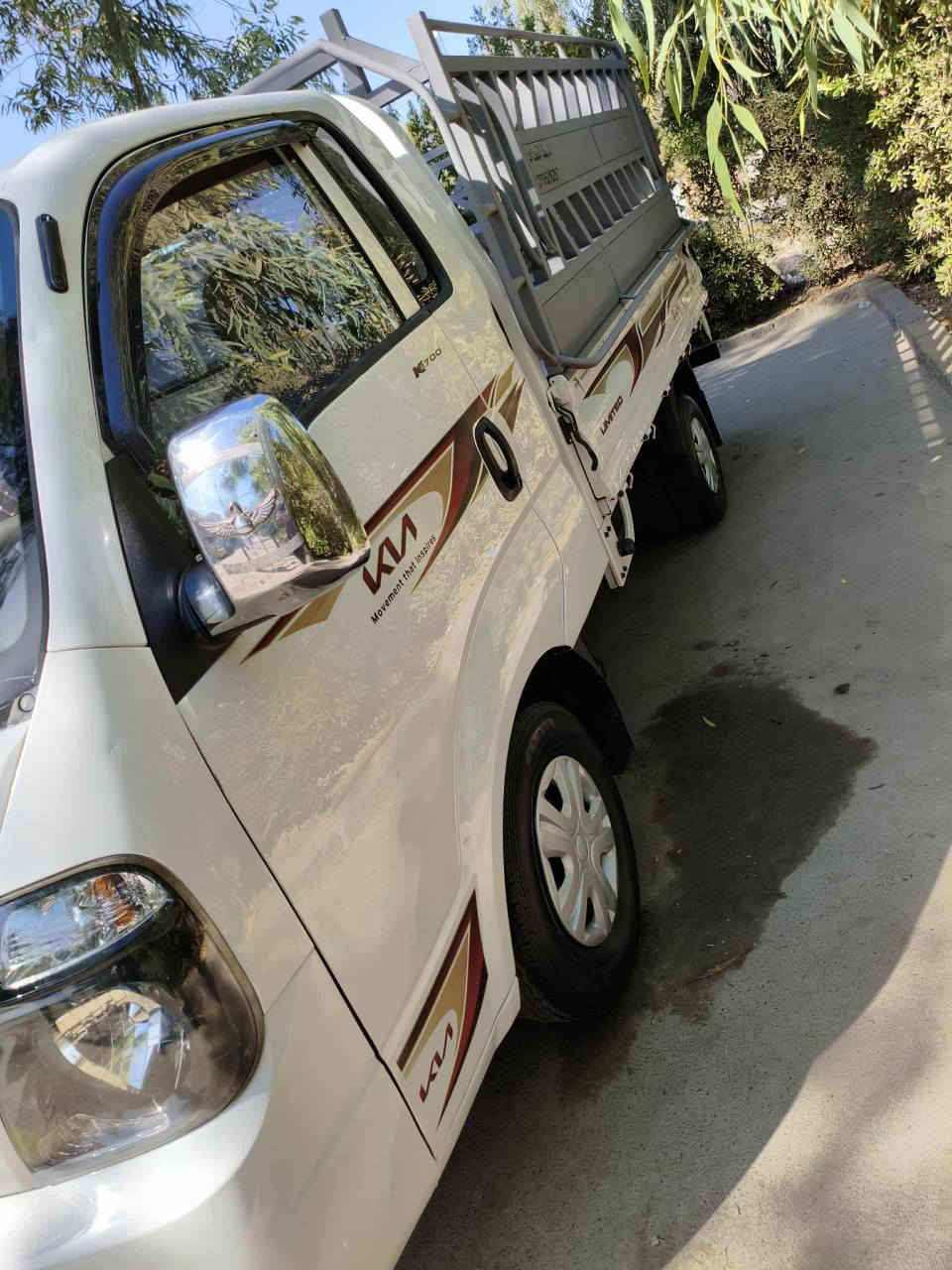 اللهم صل على محمد وال محمد 
للبيع كيا 2700 
موديل 2015
سعر 112
رقم بابل انكليزي سنويه لي 2030
هزه جديده كير محرك شرط لاصرف ولانفخ 
شواصي كلها شرط صدر جديد طخم تاير جديد 
محجر جديد سياره جاهزه ونضيفه بلا ضرر  بيها مكانات بصيطه تقليم سياره كبل للشارع 
شراي اتصل ***********
واتساب ***********
مكانها موصل موصل, نينوى
