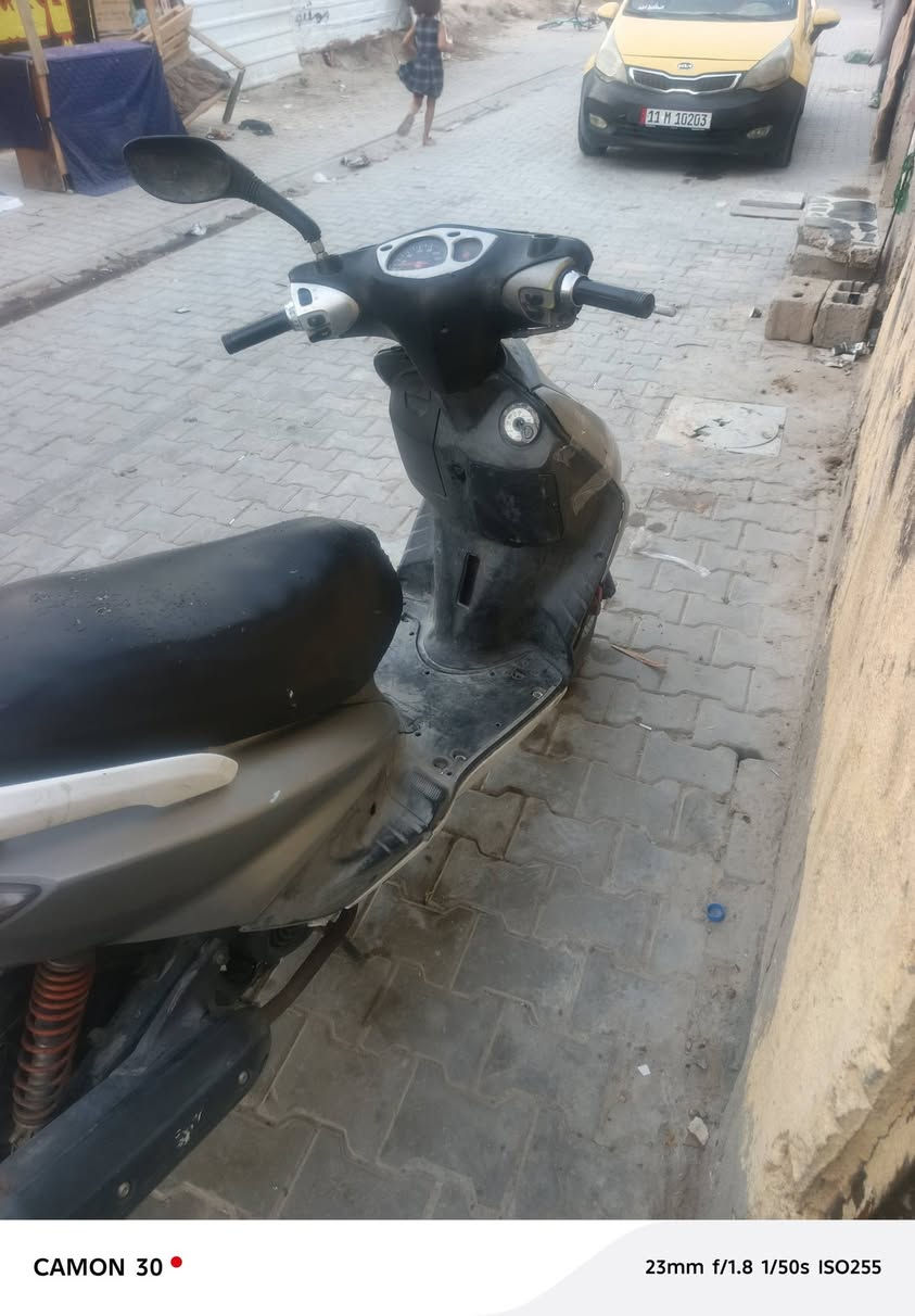 سلام عليكم سكنس نثيه ١٤٠ دراجه نكره سلف وهندر لايت اشاير لايت عالي ناصي شلعه اتخبل مكينه مامفتوحه صار سنه عندي دراجه خير من الله بيه تقص بس اكلج خلفي بي صوت خفيف فقط وكفرته شويه ريرادله ترتيب السعر قفل ٢٥٠ قفل مكاني كاضميه


**إذا كنت صاحب هذا الإعلان وتريد حذفه لأي سبب، رجاءا أرسل رسالة إلى الدعم الفني**