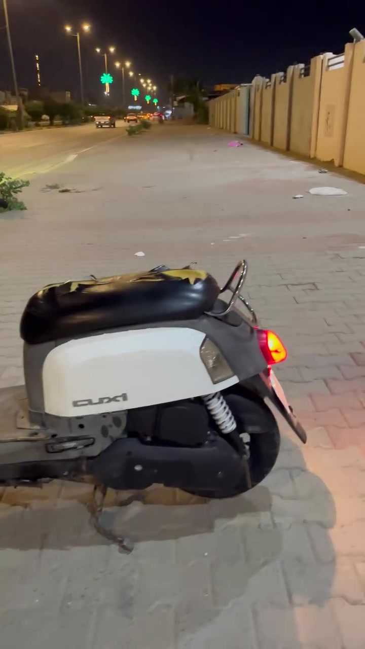سلام عليكم 
بوليس نوزل ٢٠٠٩ للبيع 
الدراجه بلادي 
المكان كربلاء فلكه الثوره 
السعر ٦٢٥ وبيها مجال 
الاستفسار خاص لو على الرقم ***********
