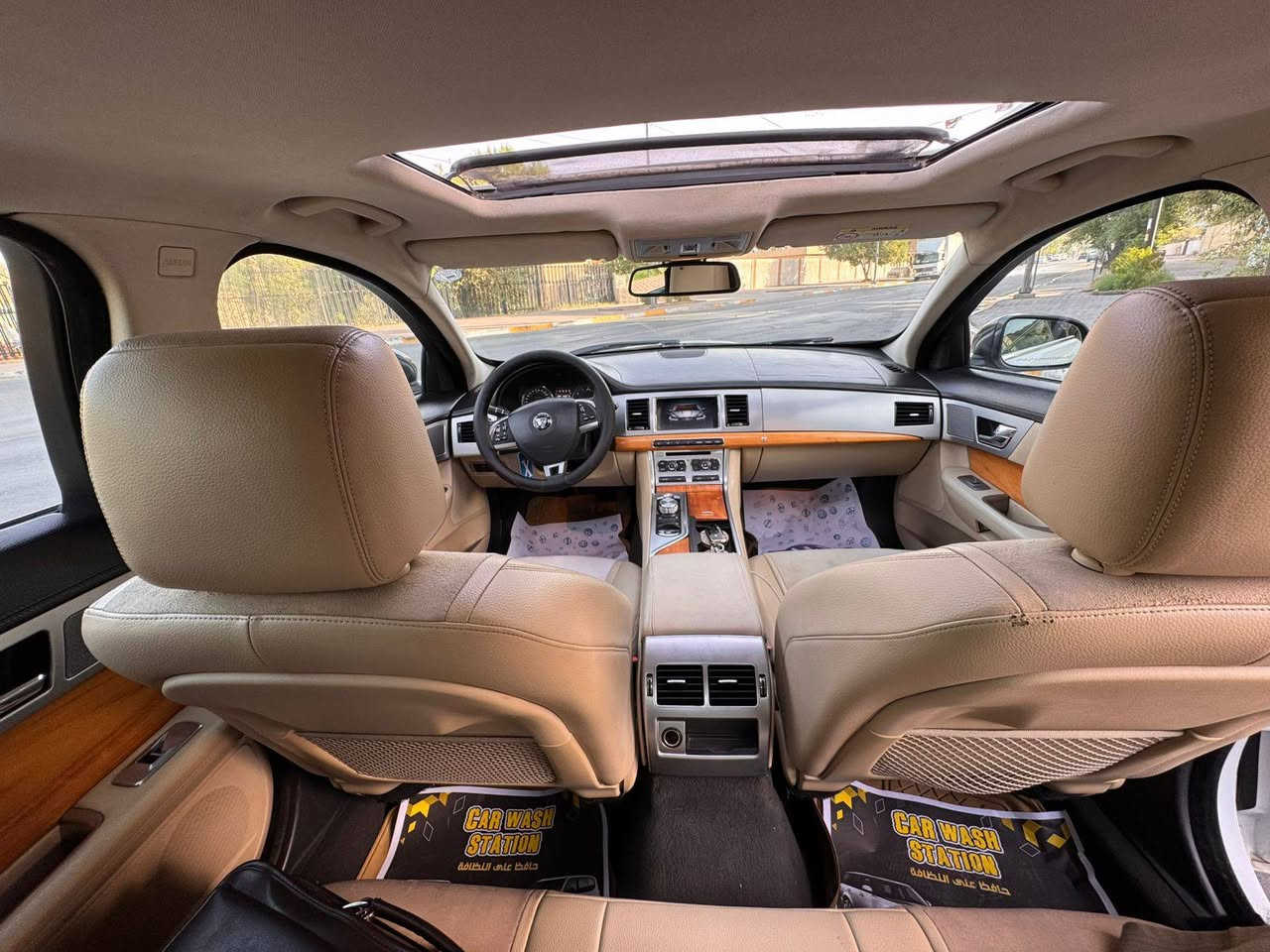 جاكوار 14 XF خليجي شركه سردار
السعر ١٢٠بيها مجال بسيط 
بغداد الاتصال على الرقم ***********
