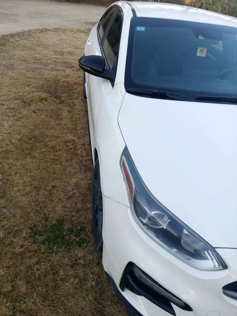 سلام عليكم ورحمه الله وبركاته فورتي موديل 2021 رقم بغداد بيه بنيد وجاملغ جهت الراكب مكاني بابل ريده 140بيه مجال حك جيه ***********
