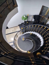 دار للبيع مساحة 140م بناء 3طوابق حديث درجة اولا يحتوي علا 4غرف نوم  +ص...