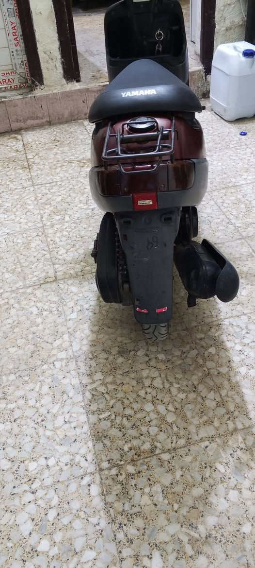 سلام عليكم ورحمه الله وبركاته دارجة بط موديل ٢٠٠٣ للبيع نظيف جدا جدا مكان كربلاء  المقدسة قرب مستشفى العباس الاهلي اتصال على هذا رقم ***********   ***********
