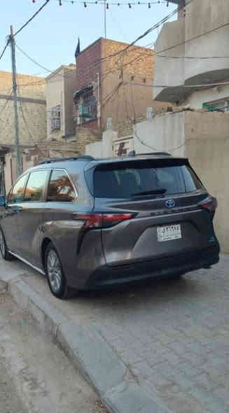 السلام عليكم
تيوتا سينا 2021 LE
حادث خفيف كلش بدون دواخل. 
محرك 2500هايبرد 
المسافة المقطوعة 87mil 
8راكب 
صور الحادث موجودة بالمنشور 
الرقم بغداد بإسمي تحويل مباشر 
سيارة جديده جدا سعرها مناسب بلعافيه ع الياخذها 

للإستفسار ***********
