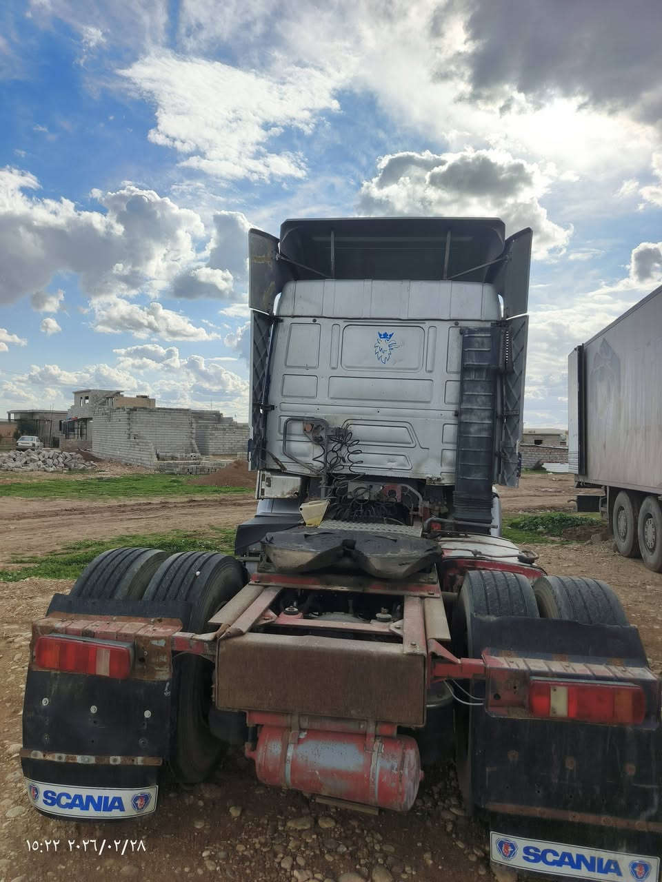 السلام عليكم سكاني للبيع رقم نينوى والماني سياره خير من الله مكفولا كفاله عامه مواصفات بم كهرب التدفئه تبريد كله شغال صفر 10 حجم 43 على 500 طخم تاير اكسنت كير كله شرط سياره مكفولا من الصبغ ومن الضرر معمره جديد كله بشرط مكان  موصل ‏ سعر 150 مع مجال بسيط ‪***********‬‏
