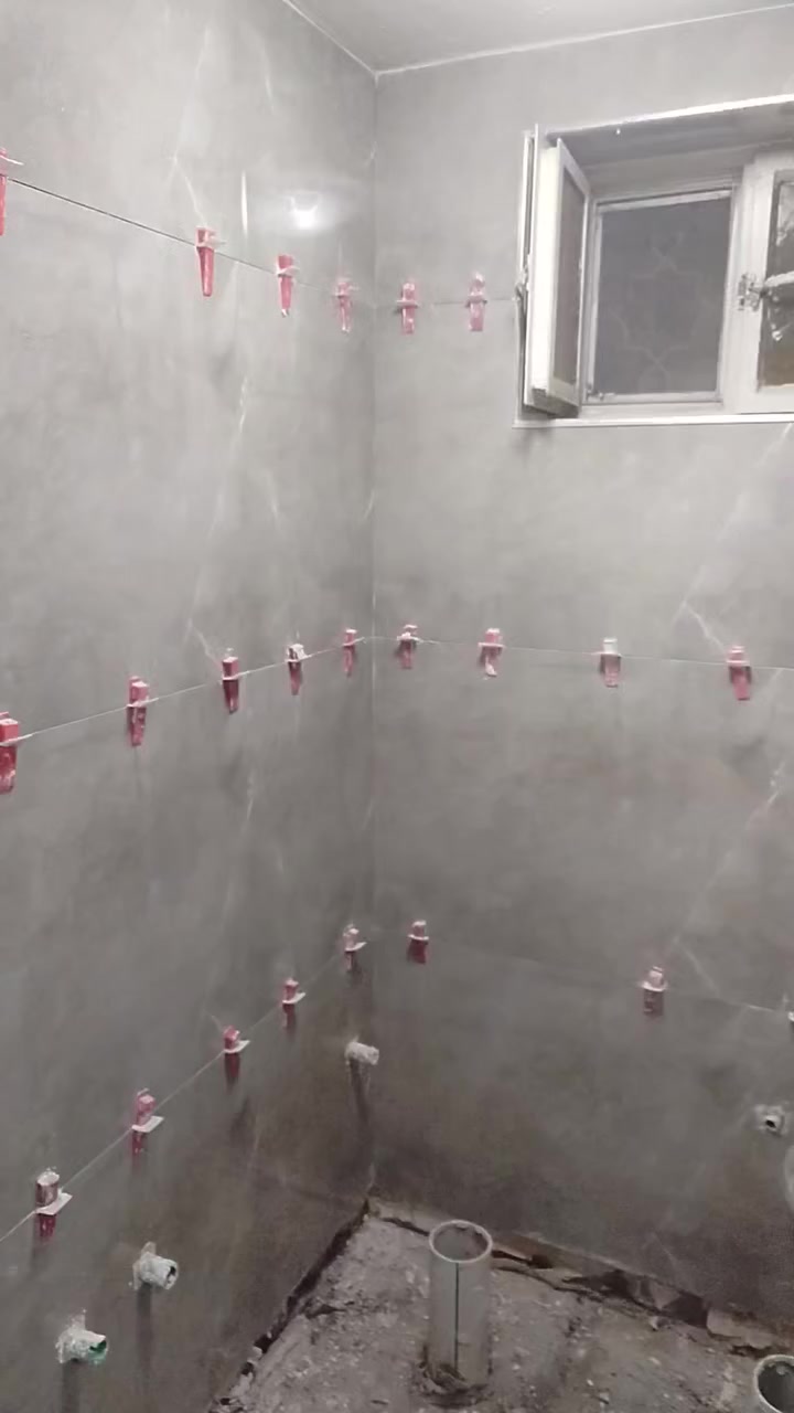 خلفه سراميك و برسلين درجه اولى جدران و ارضيه*********** ابو يوسف المصري
