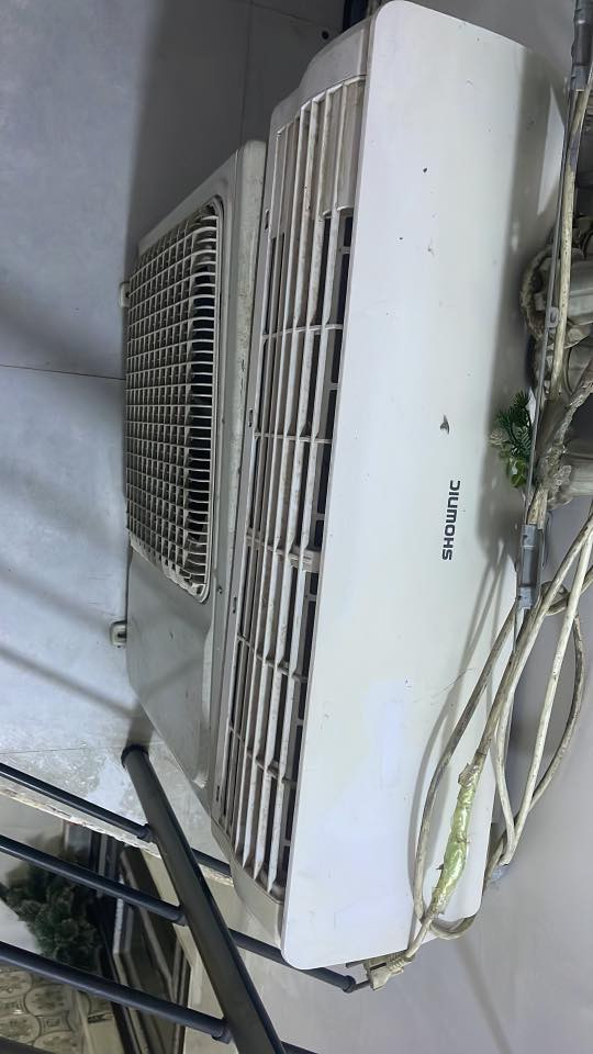 سبلت سونك 1 طن جديد شغال كامل هوة وبواري 
مكاني ثعالبه 200 وبي مجال ***********
