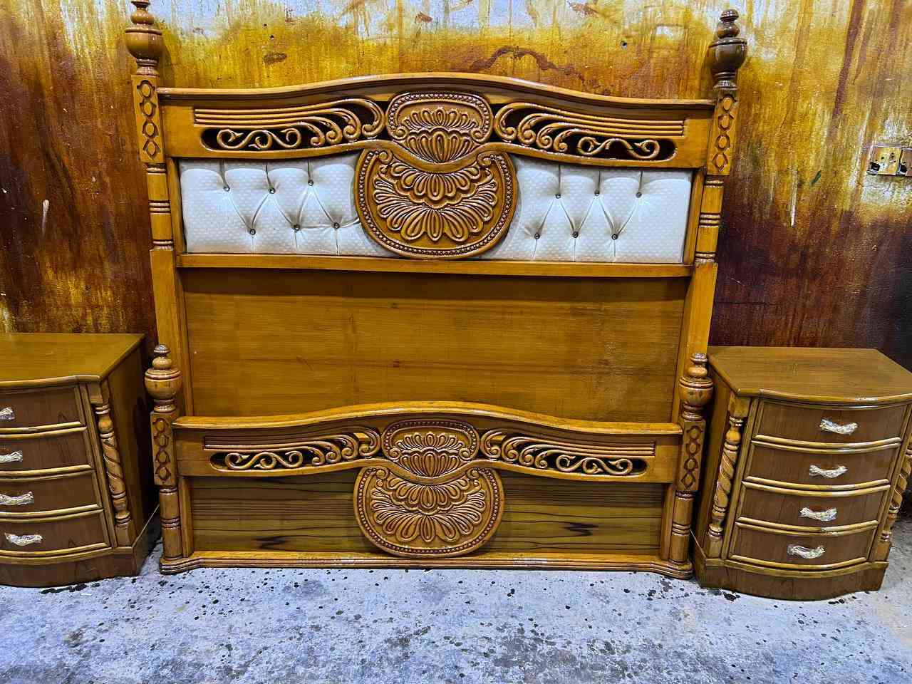 💛معرض حبوش لنجاره والاثاث 💛

دزاين الشبح الدنك اللوي الزان الظفيره 

غرفه مستخدمه ٦ ابواب طابقين

شغل درجه اولى ثقيلة كله داخل وخارج صاج وظهر جربوبه فريم ضب براغي وفرش وقبق بورد صاج 
الغرفه اكثر من ٧ قطع 

للحجز والاستفسار الاتصال او خاص او واتساب 
               
                  ❤*********** ❤
