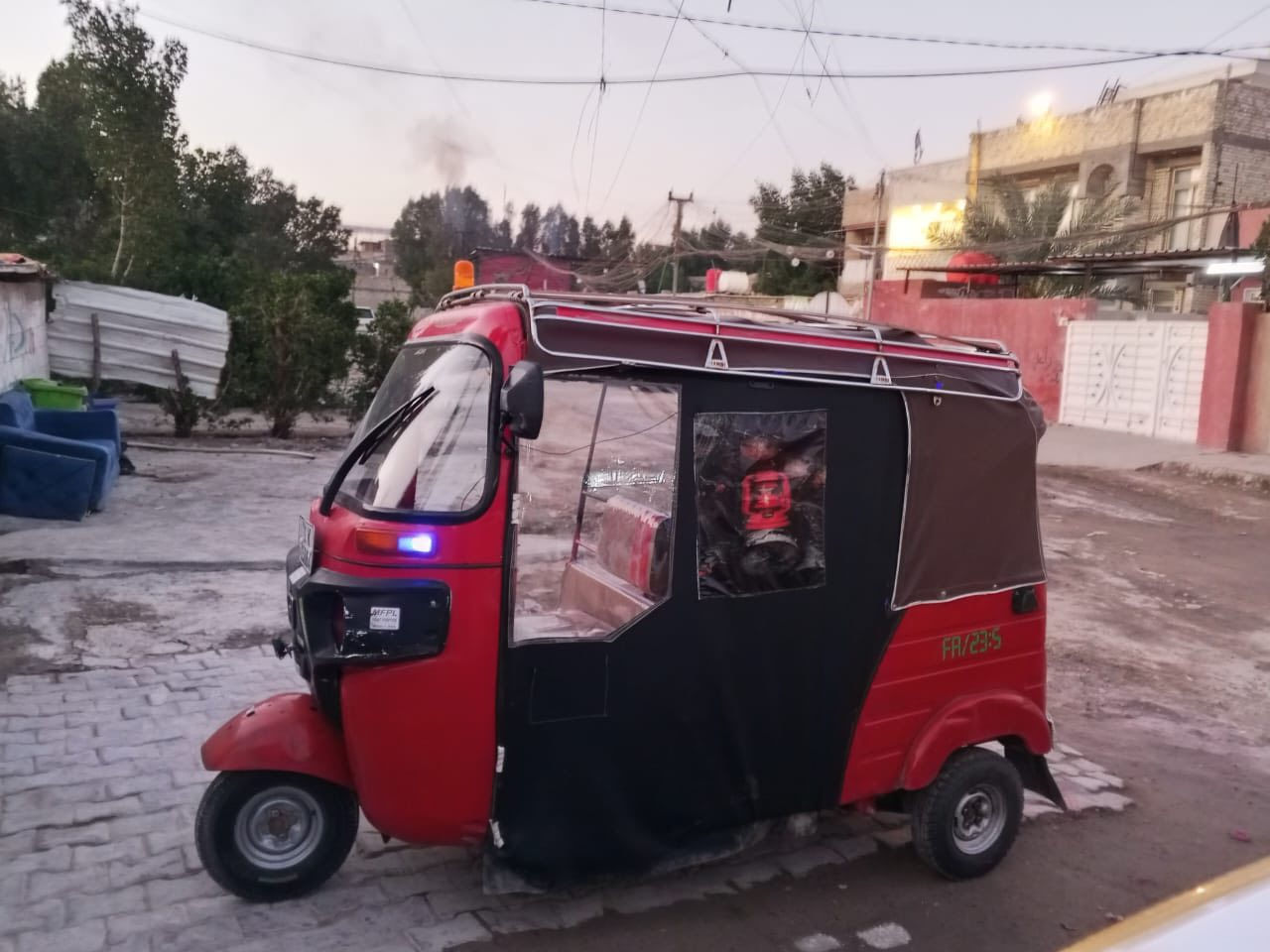 السلام عليكم  تكتك موديل 2018 رقم و سنويه تكتك مصبوغه و معمره جديد كير و مكينه و كهربائيات مكفوله شادله مكينه 20 مكاني بغداد حي اور رقمي *********** سعرهه 4750
