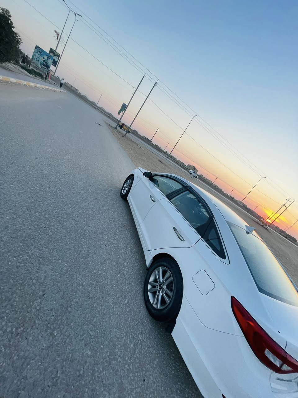 سلام عليكم        #للبيع_مروس 
هيونداي سوناتا 
مديل 2017
#ادوات_ادوات_
 #متومة_ارقام_وسنوية_اصلي 

مكينة 2400   دوش بانزين بلاد
فول تحكم سترين 
بلوتوث 
تبريد ثلج ❄️ 
حدادية 95%
كشنات جلد 
سيارة كلش جديدة وجاهزة للخير
مكانها الدوانيه
سعر 48وبيه مجال بلاش
***********
