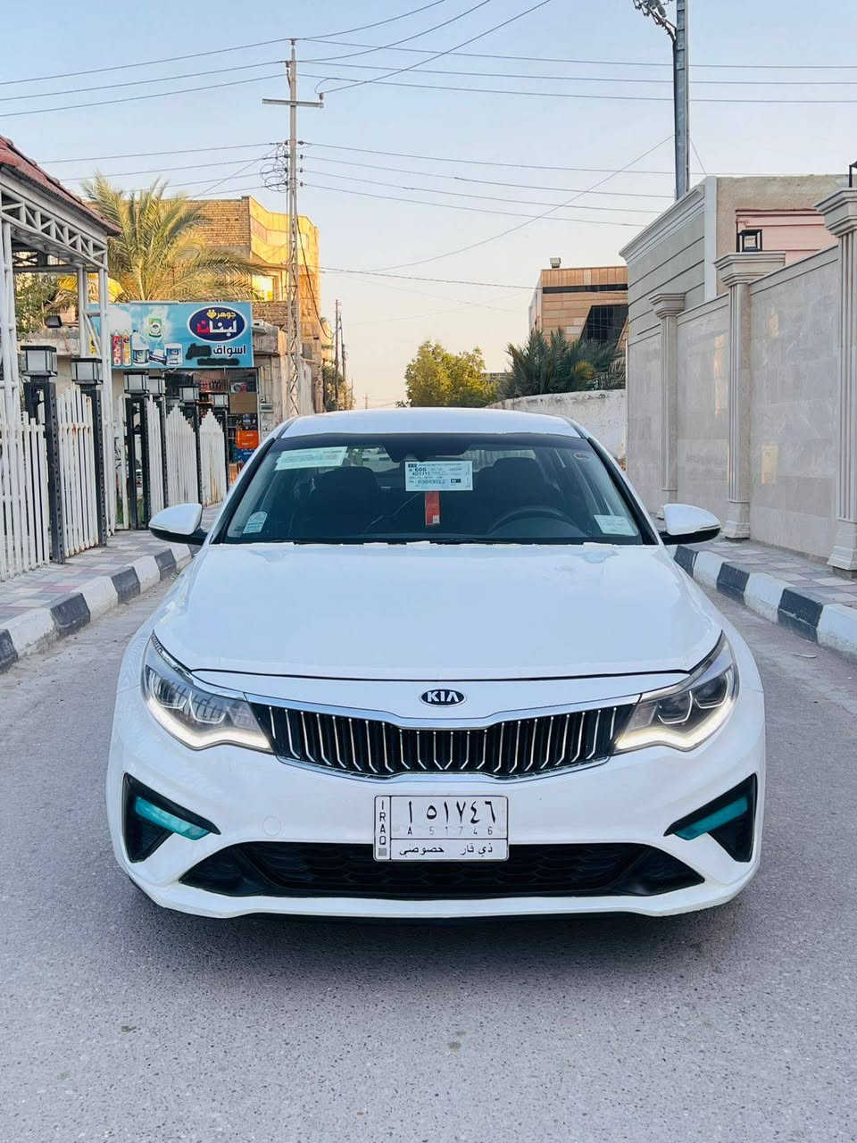 السلام عليكم 
كيا اوبتيما موديل ١٩رقم ذي قار تحويل 
بنيد صبغ فقط بدون دواخل سونار مرفق ويا الصور ماشيه ٦٩ جاهزه محرك كير تبريد حداديه طخم تاير مواصفات نص فول رادر امامي و جانب وباقي المواصفات المعروفه مكان سياره ناصرية المركز 
السعر ١٤٨الشراي يتصل ***********
