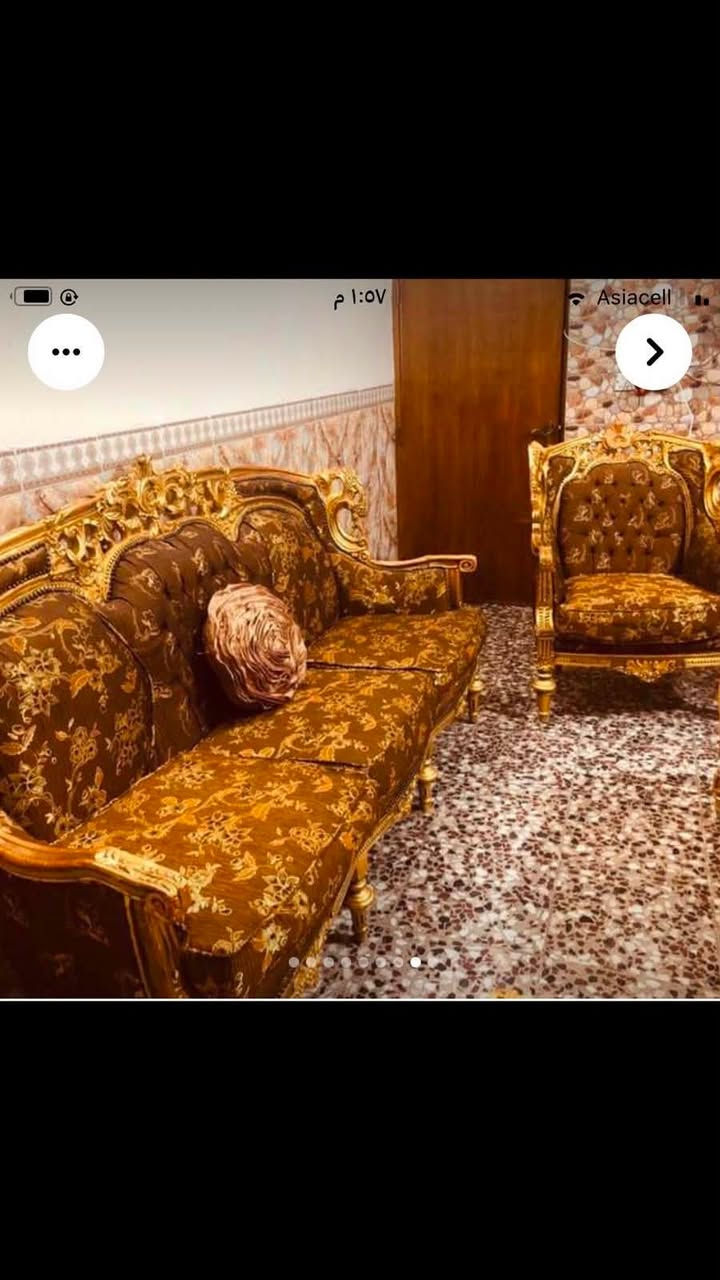 تخم للبيع ١٠ مقاعد سعر مليون كاونتر مع مرشحه وطباخ جديد سعره مليون و٥٠٠ العرض ٤ متر الدوره ***********
