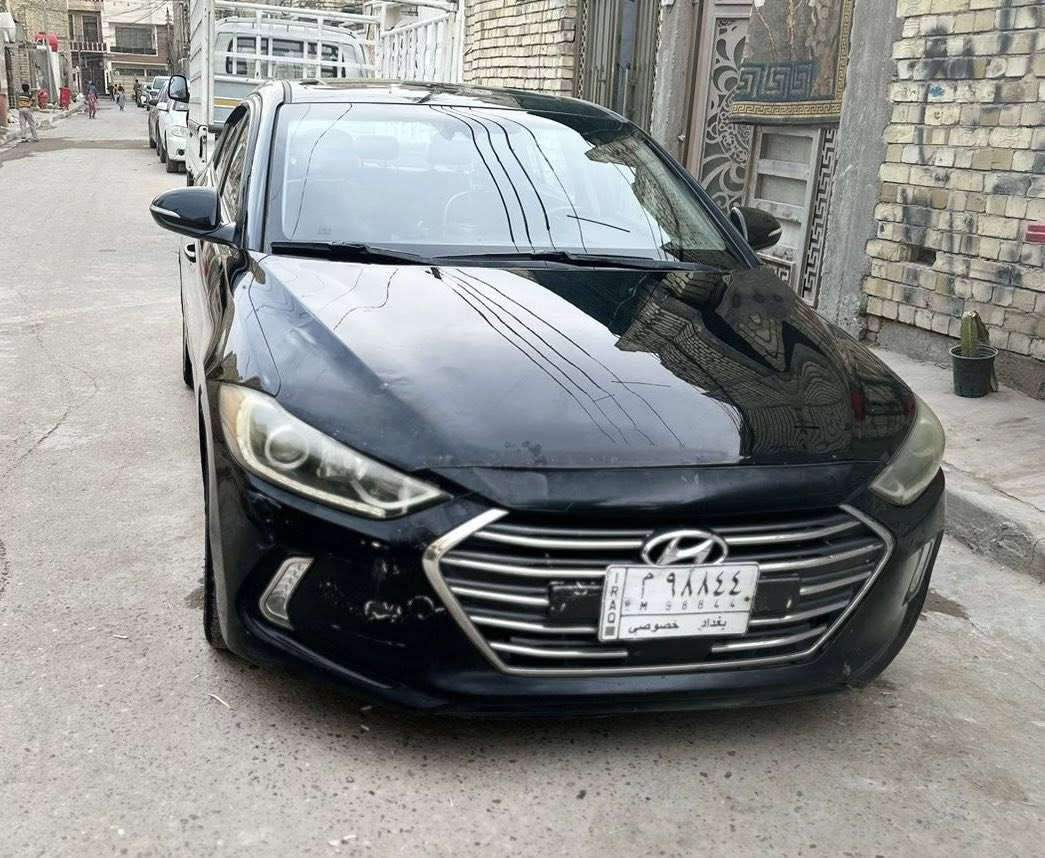 السلام عليكم ورحمه الله وبركاته
اللنتره سوداء 
موديل 2018 
موصفات فول واحد على واحد 
فتحه 
بصمه
كشنات جلد 
توقف ذاتي 
ويل كب 
حادث صبغ دعاميه بنيد ضربه بسيطه بين بايتين بيه صبغ 
السعر 125 بيه شي بسيط 
الاتصال ***********
مكان الامين الثانيه
